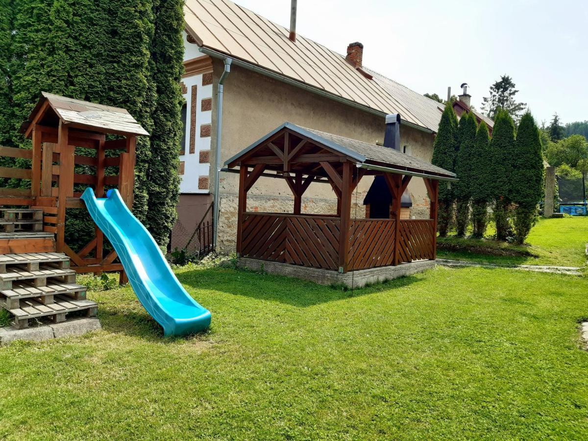 Vilka Cibulka A Chata Cesnacik Izipovce Exterior photo