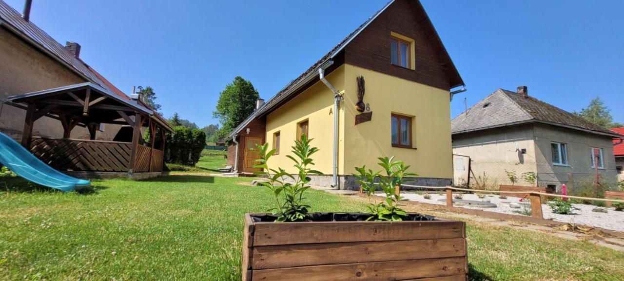 Vilka Cibulka A Chata Cesnacik Izipovce Exterior photo