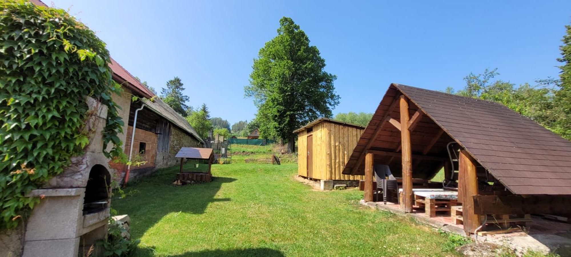 Vilka Cibulka A Chata Cesnacik Izipovce Exterior photo